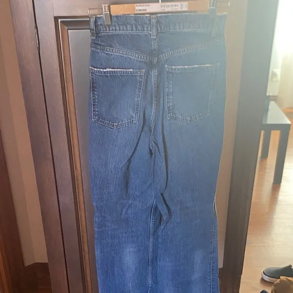 Zara High Rise Blue Jeans - Picture 3 of 3
